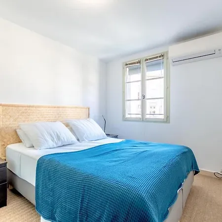 Apartment Les Lices A L Cozy & L Shellter